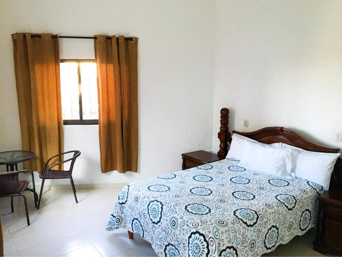 Hotel Sernichari *